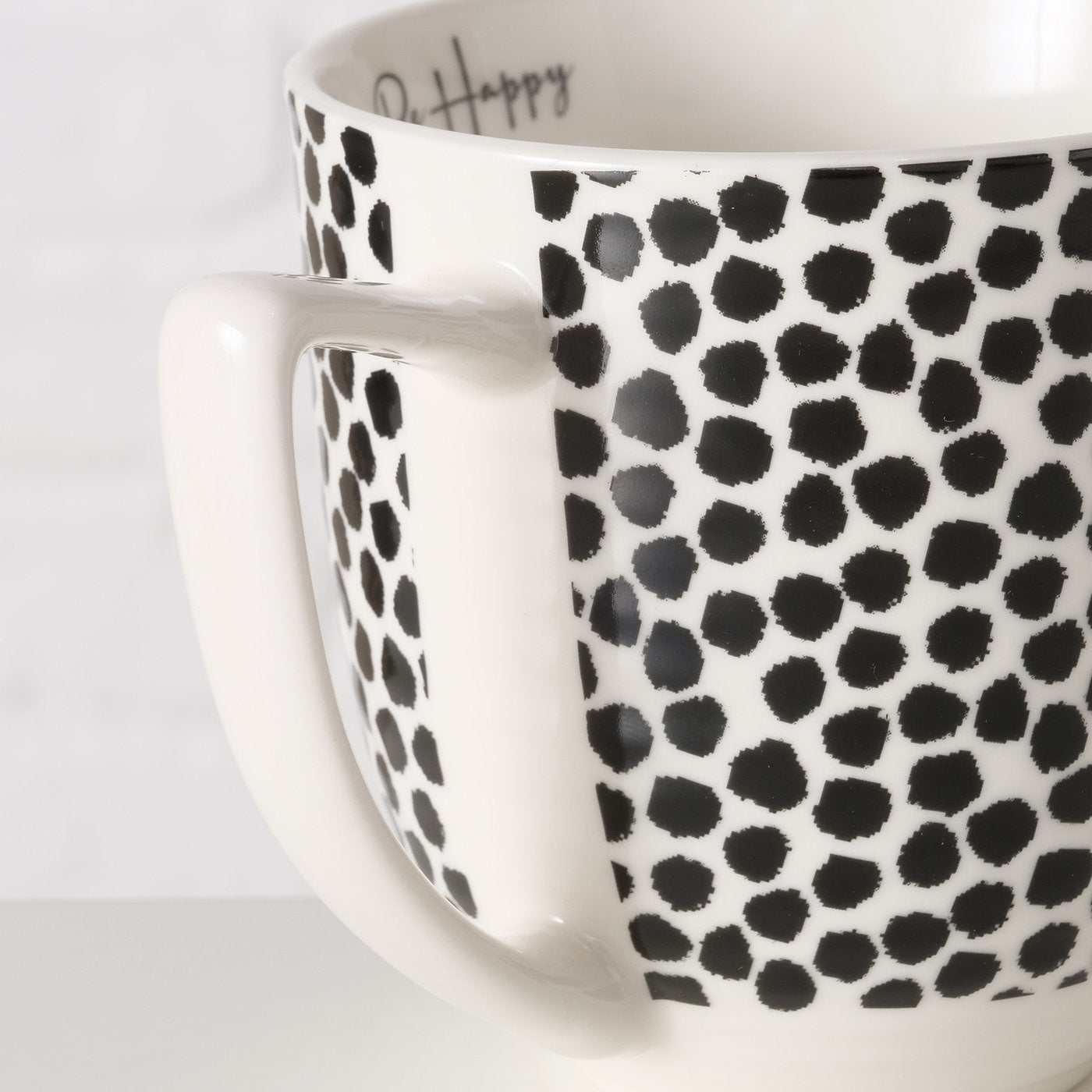 Tazza Joona pois